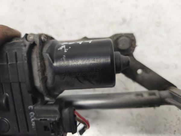 MOTEUR D ESSUIE GLACE VW - Vue 3